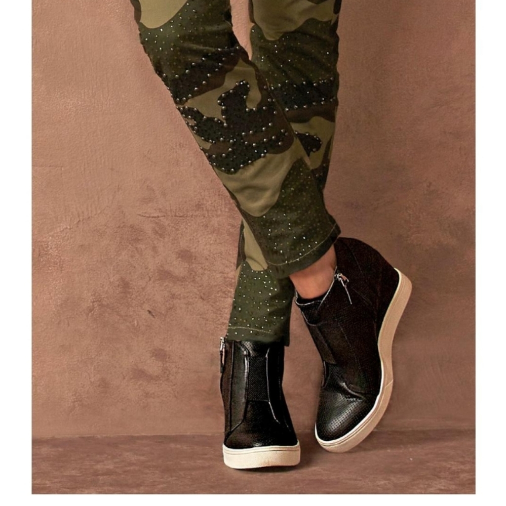 Cheetah Wedge Sneakers - Picture 4 of 5
